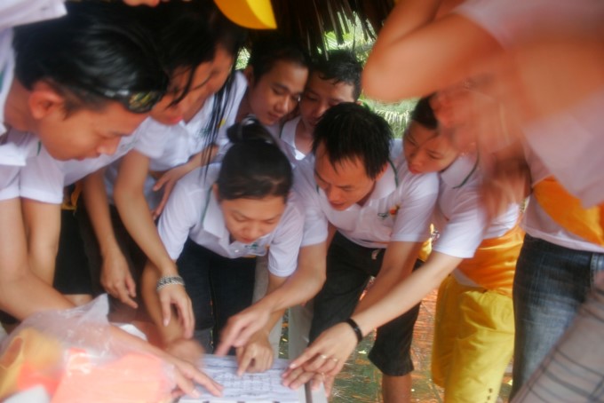 Teambuilding Thoát khỏi đảo hoang
